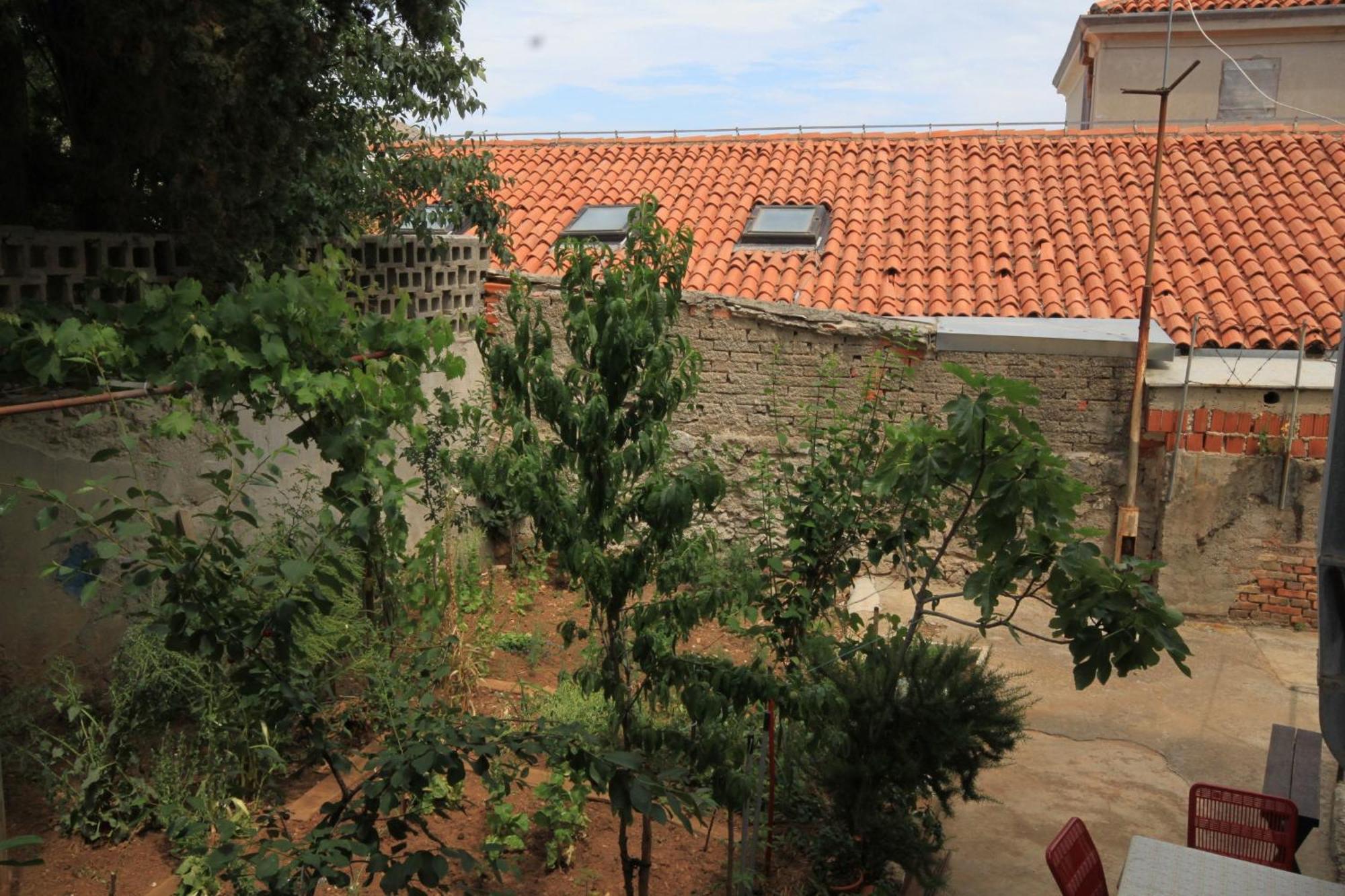 Apartments And Rooms With Parking Space Mali Lošinj Exterior foto