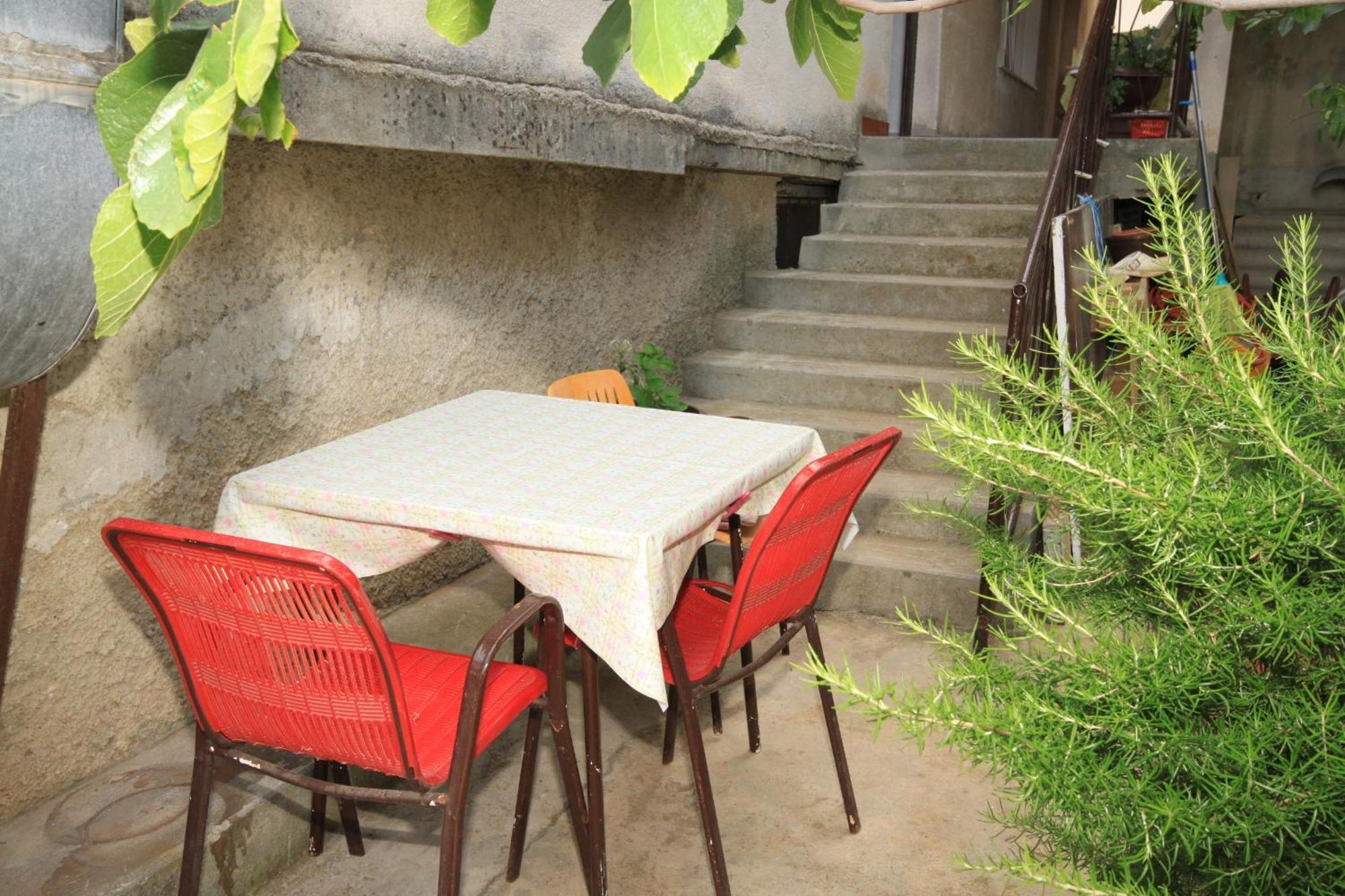 Apartments And Rooms With Parking Space Mali Lošinj Exterior foto