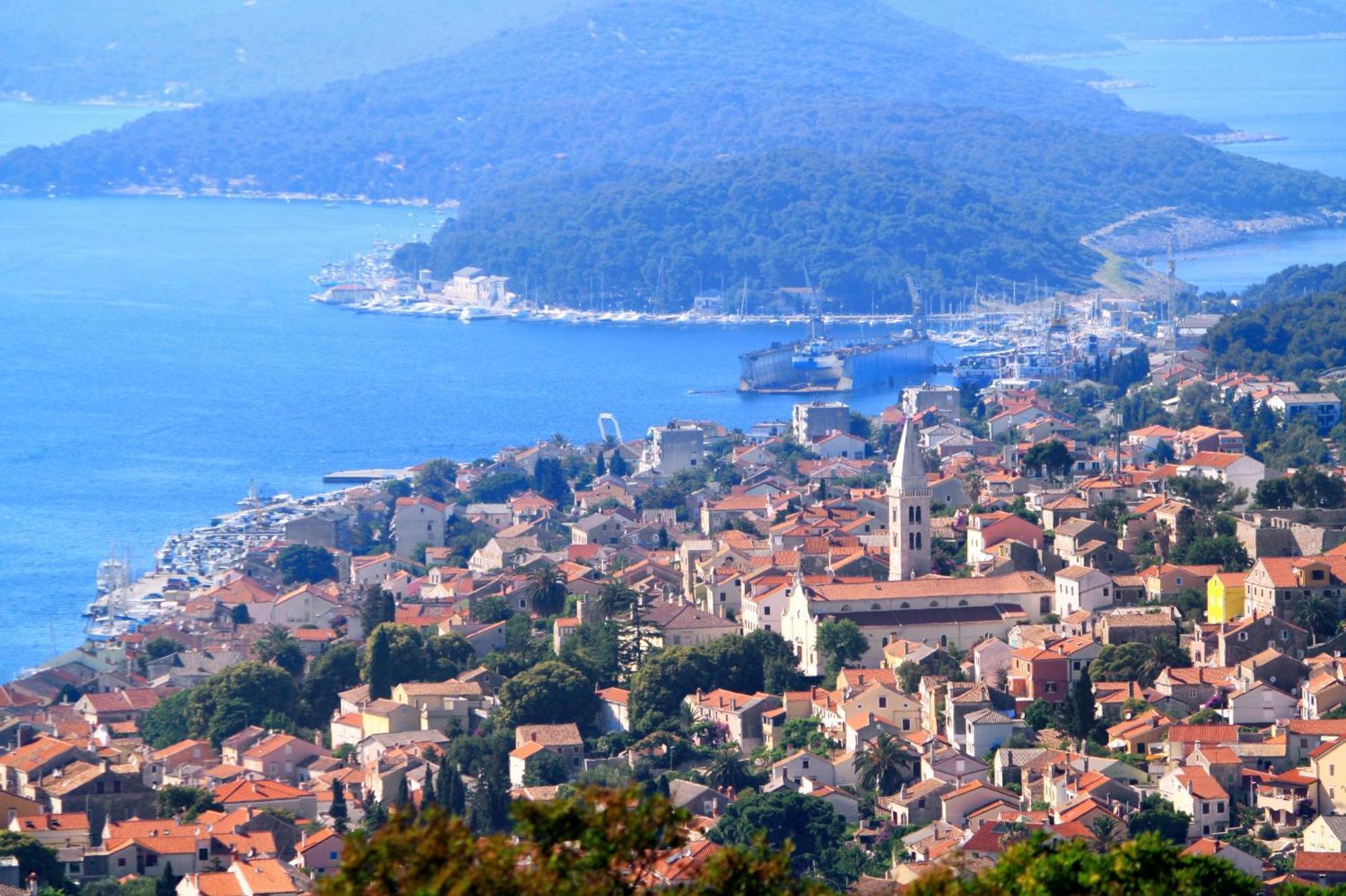 Apartments And Rooms With Parking Space Mali Lošinj Exterior foto