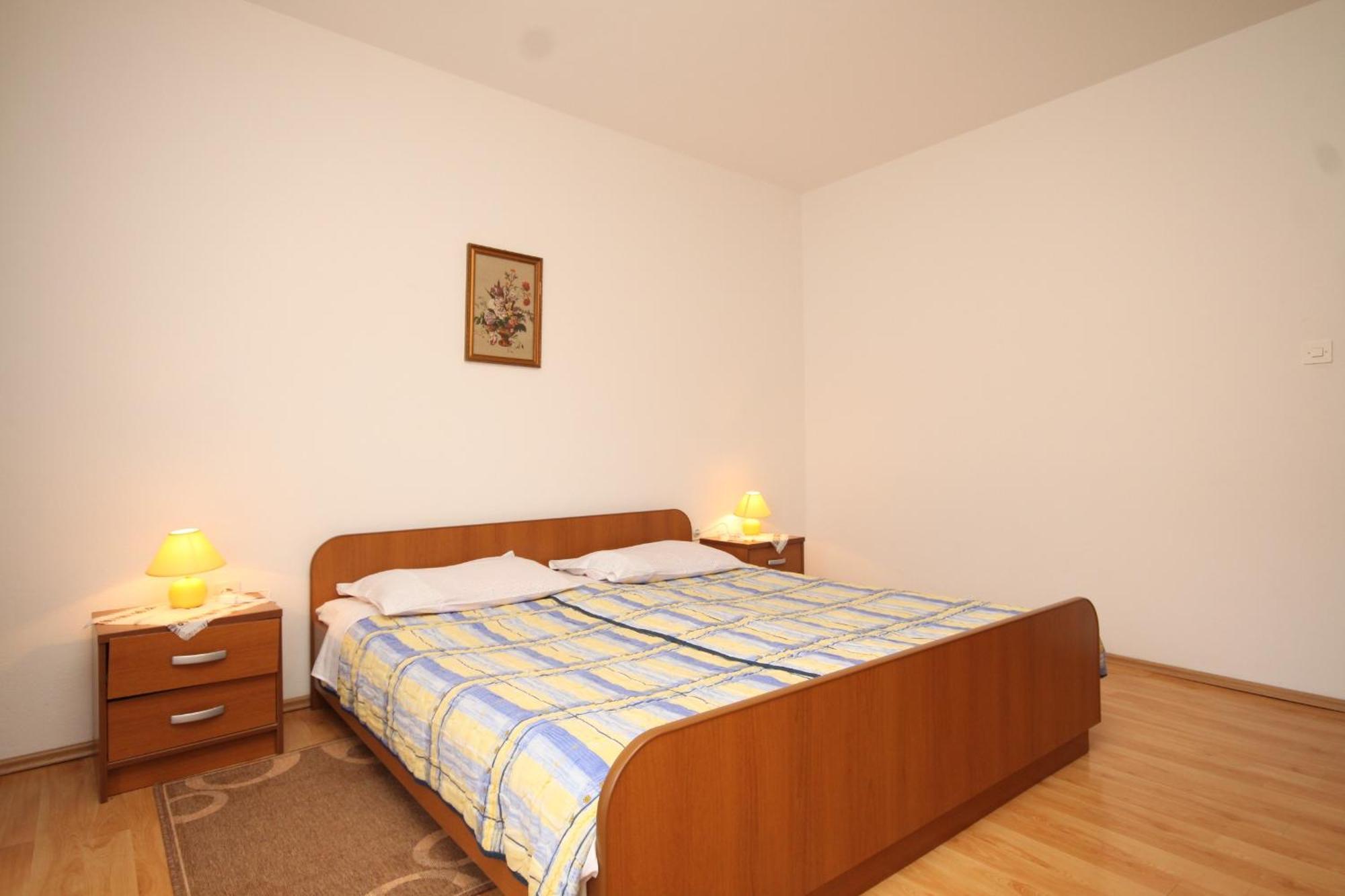Apartments And Rooms With Parking Space Mali Lošinj Quarto foto